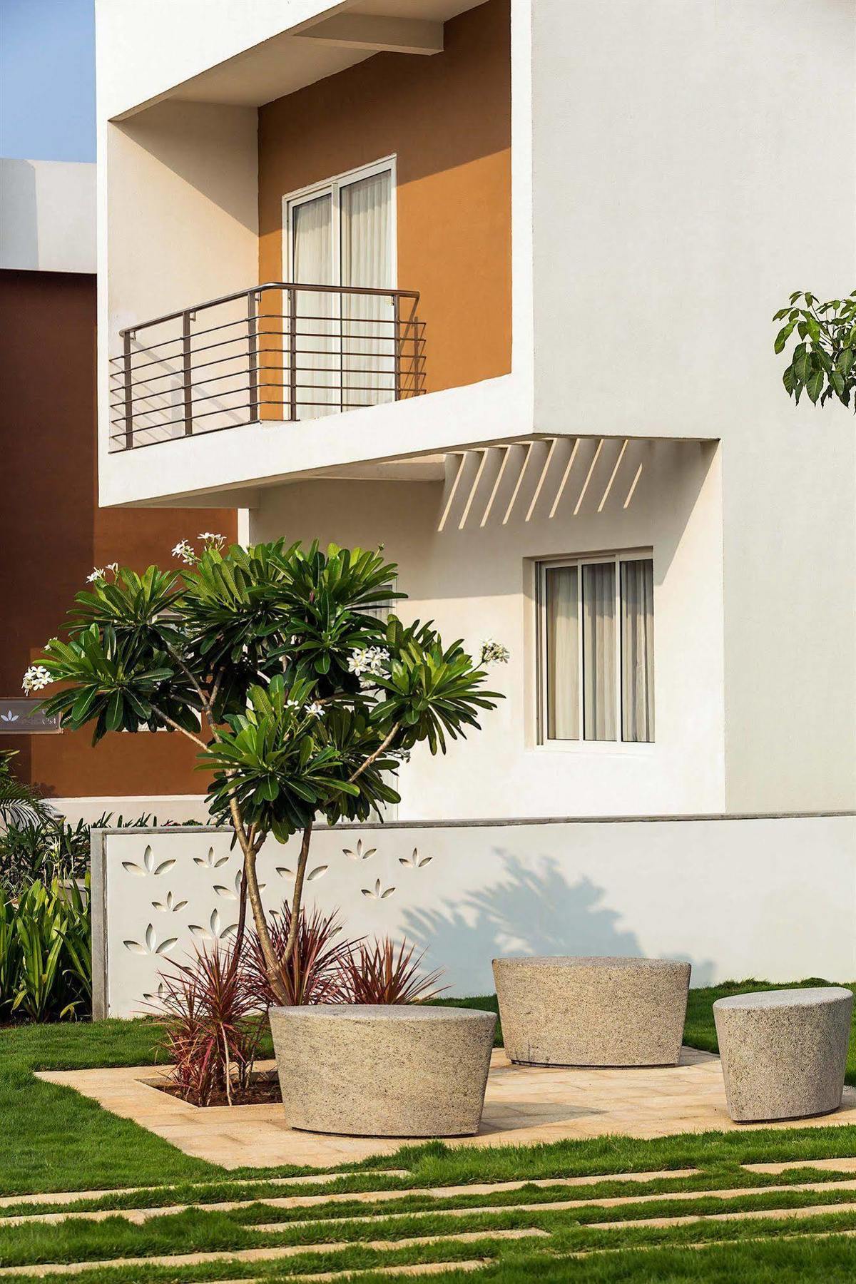Confluence Banquets And Resort Mahabalipuram Exterior foto