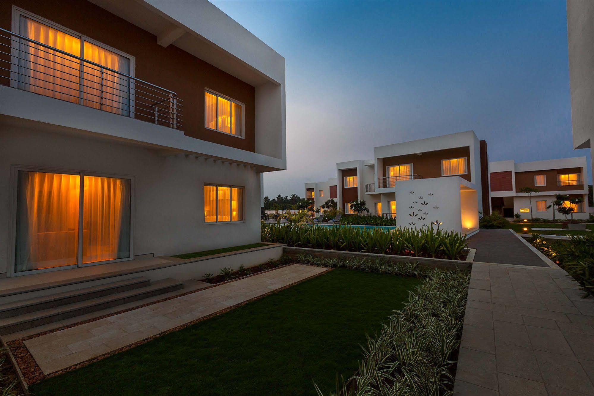 Confluence Banquets And Resort Mahabalipuram Exterior foto
