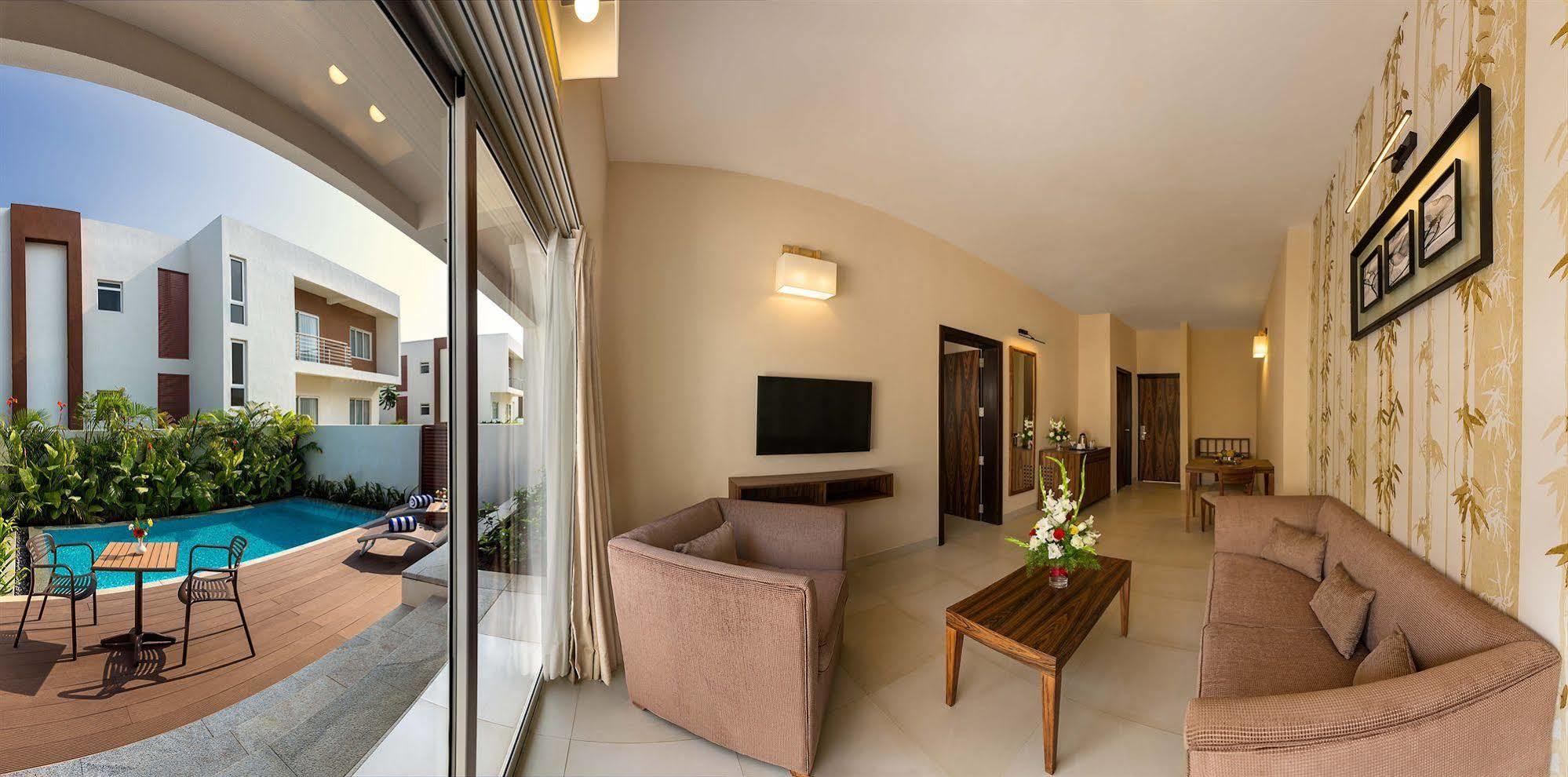Confluence Banquets And Resort Mahabalipuram Exterior foto
