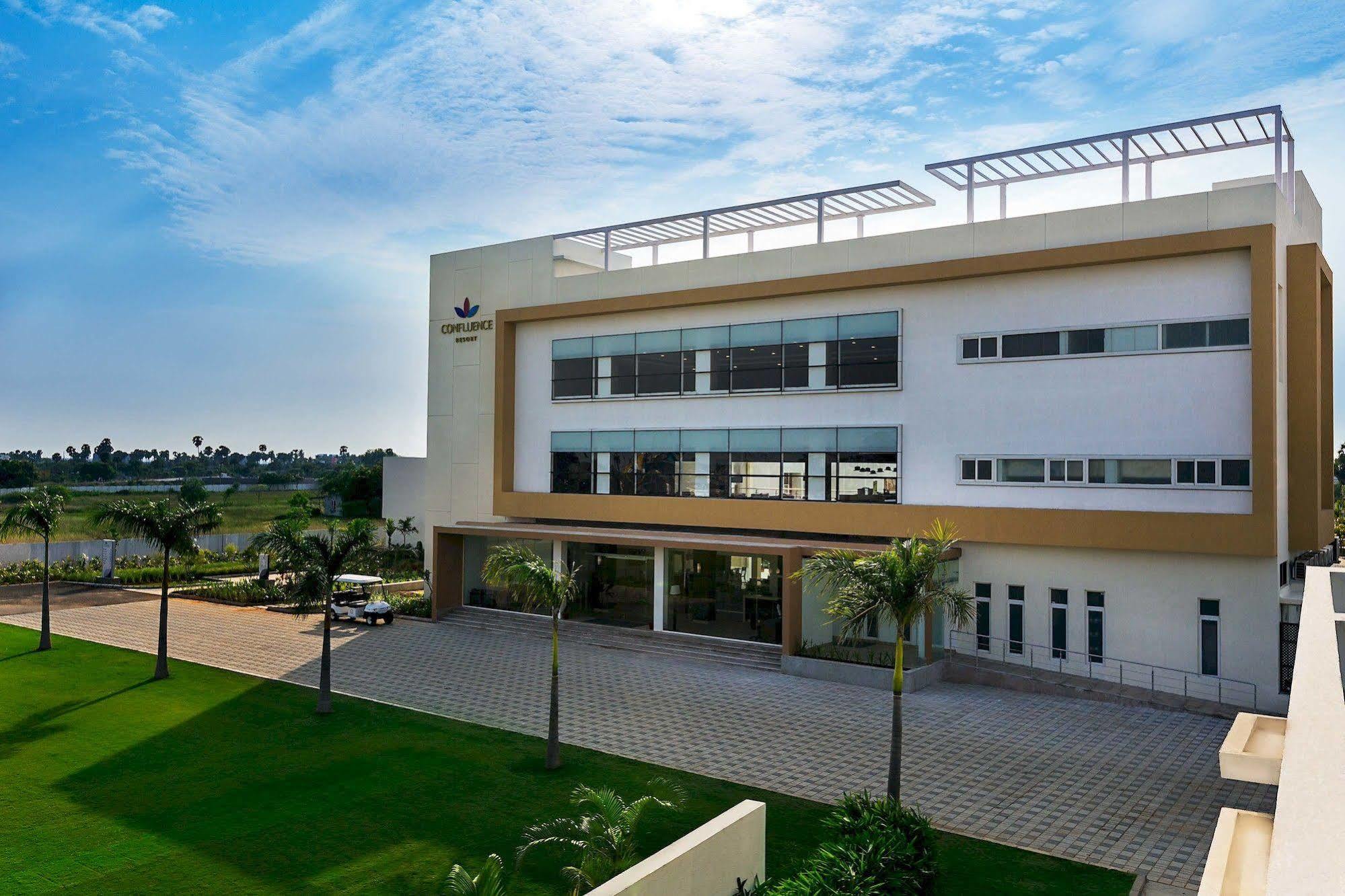Confluence Banquets And Resort Mahabalipuram Exterior foto